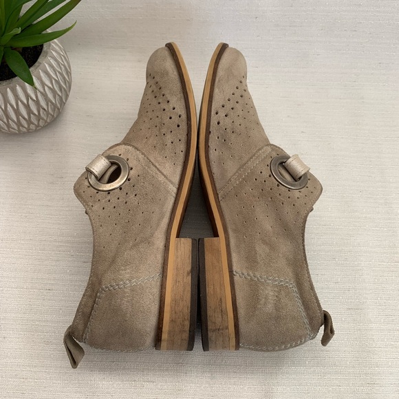 Dkode Light Gray Perforated Suede Leather Buckle Ankle Booties Womans EU37 6.5US - Picture 8 of 13